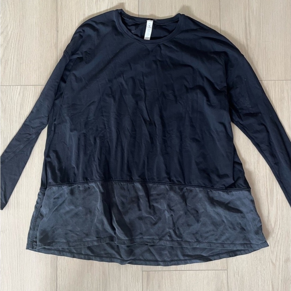 Lululemon tee